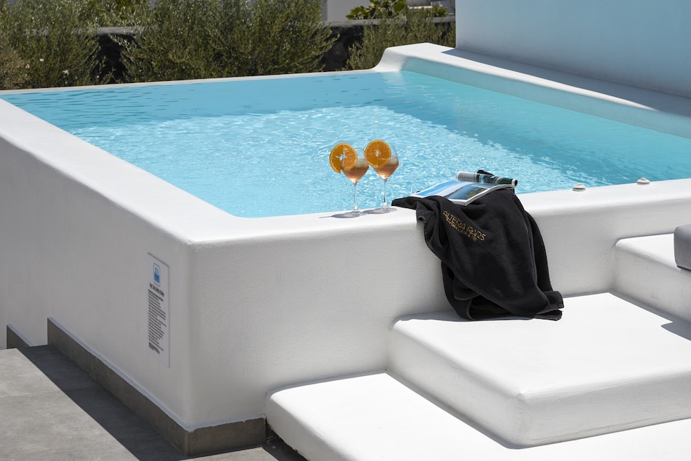 Altera Pars Suites