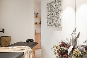 Altera Pars Suites