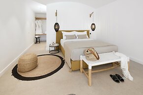 Altera Pars Suites