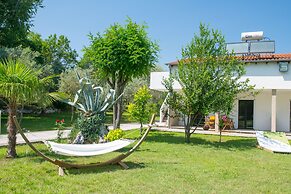 Natura Bungalows