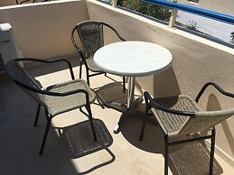 Avra Hotel