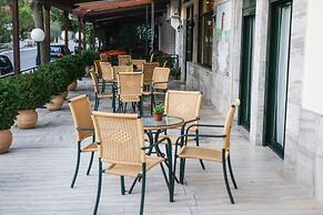 Hotel Anixis