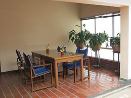 Hotel del Oeste B&B