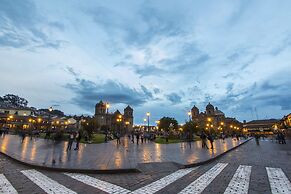 Capac Inka Wasi Plaza