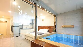 Poolvilla K