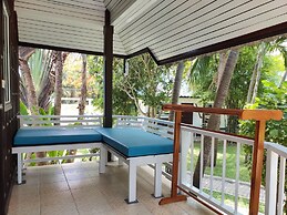 Assava Dive Resort