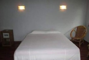 Pyi1 Guest House