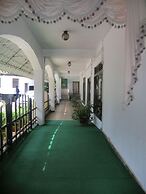 Fang Fang Hotel
