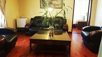 Fang Fang Hotel