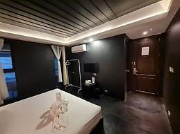 Trat 101 Hotel
