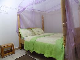 Hotel B Plus