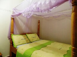 Hotel B Plus