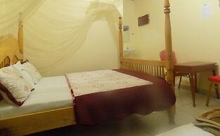 Hotel B Plus