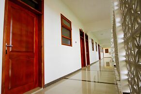 Kalya Courts Hotel
