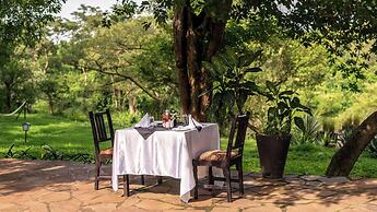Sambiya River Lodge