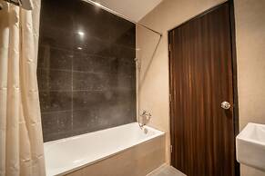M One Hotel