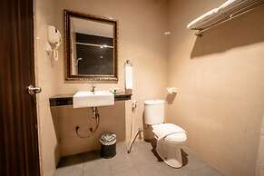 M One Hotel