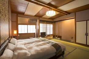 Kinosaki Onsen Hanakouji Saigetsu