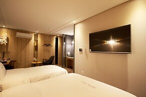 2day Hotel