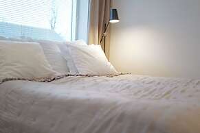 Easy Livin Apartment Hotel by Stubor