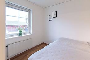 Easy Livin Apartment Hotel by Stubor