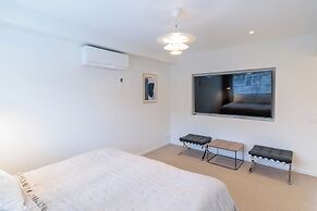 Easy Livin Apartment Hotel by Stubor