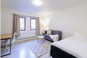Easy Livin Apartment Hotel by Stubor