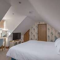 The Stanwick Hotel