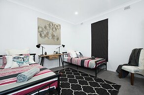 UNIQUE - New York Loft Style Townhouse