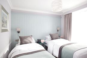 Hayes Hotel