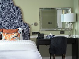 Hayes Hotel