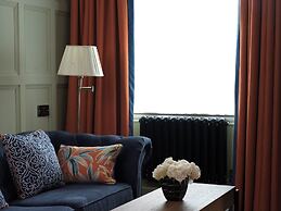 Hayes Hotel