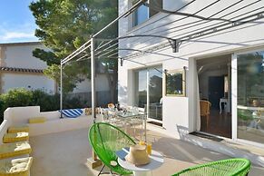 Unique Modern Villa with very pool