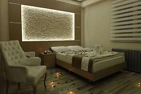 Derya Otel