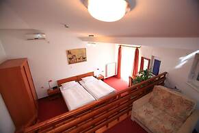 HOTEL ORION