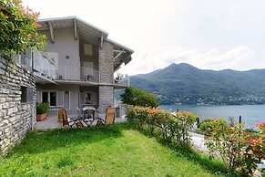 Como Lake Amazing Views