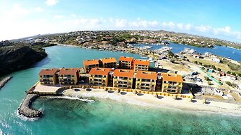 Condo with marina view at Palapa Beach