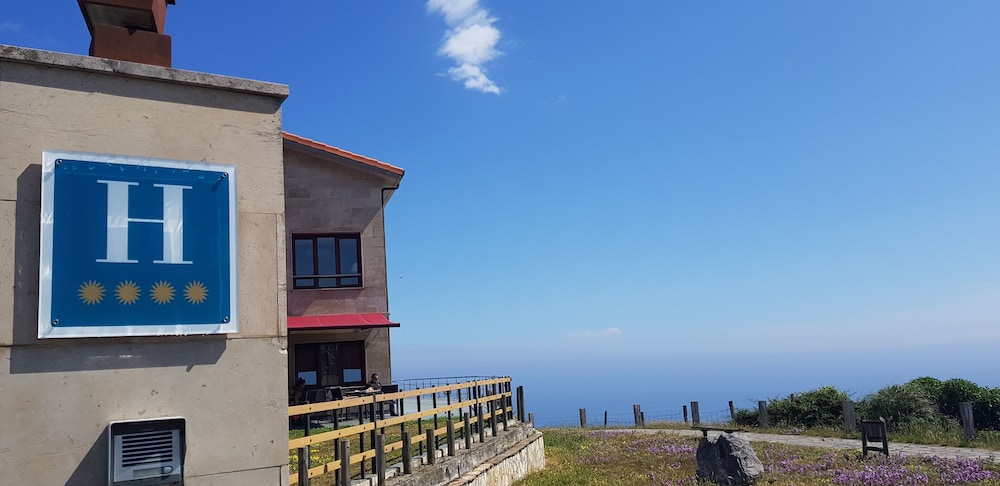 Hotel La Colina