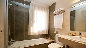 Hotel La Colina