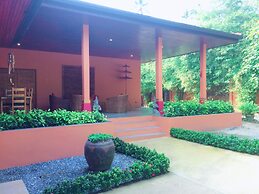 Sazana Villa Resort