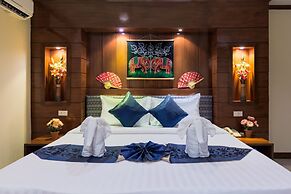 P R Patong Hotel