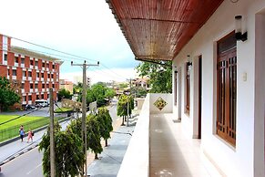 Holiday Guest Inn