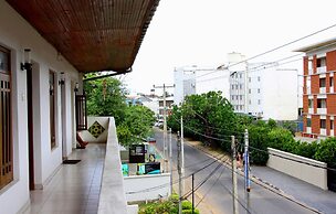Holiday Guest Inn
