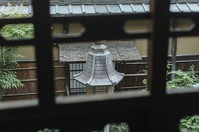Toshiharu Ryokan
