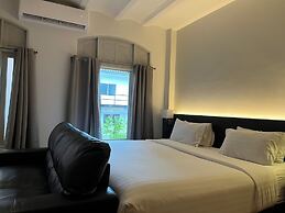 Hotel Noir