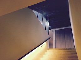 Hotel Noir