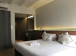 Hotel Noir