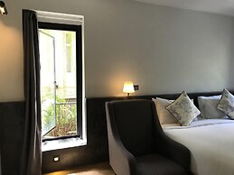 Hotel Noir