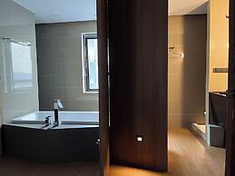 Hotel Noir