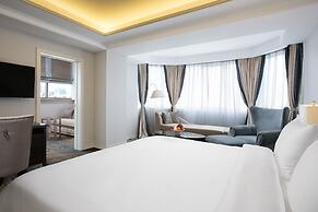 Marina Yacht Hotel